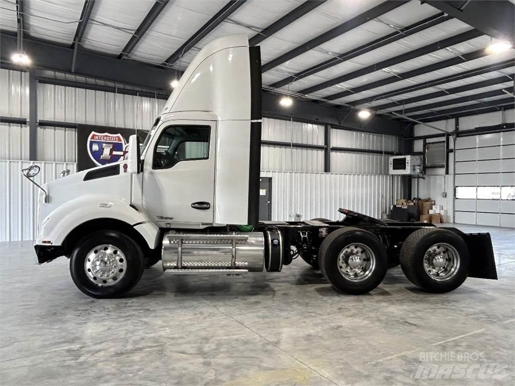 Kenworth T880 Седельные тягачи