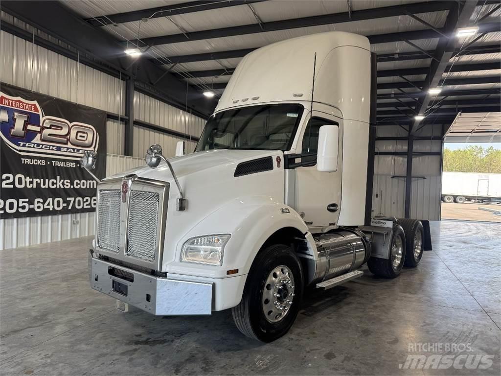 Kenworth T880 Седельные тягачи