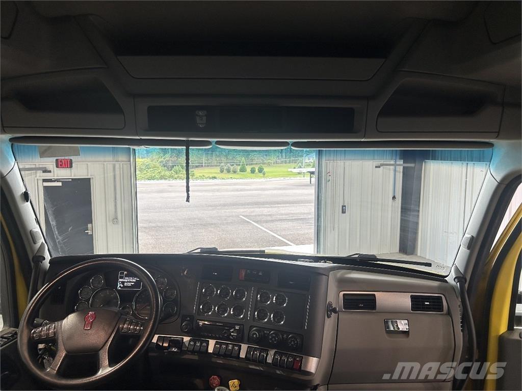 Kenworth T880 Седельные тягачи