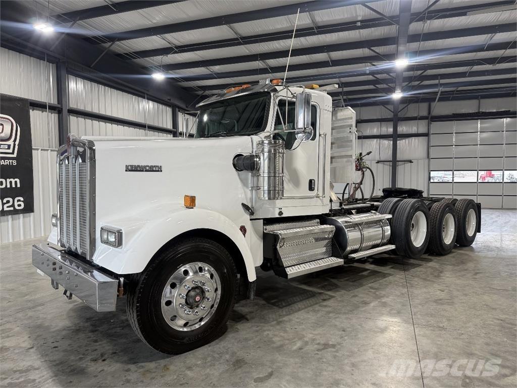 Kenworth W900 Седельные тягачи
