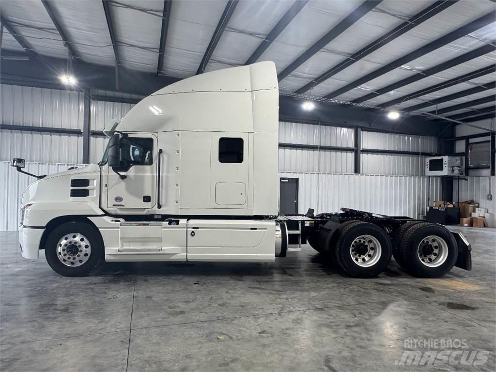Mack AN64T Седельные тягачи