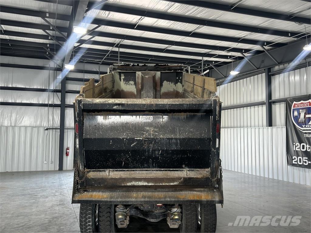 Mack Granite Грузовики-Самосвалы