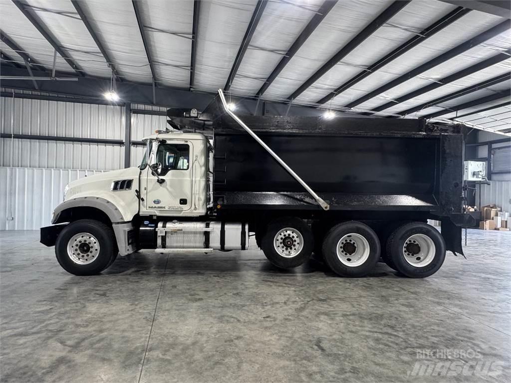 Mack GU713 Грузовики-Самосвалы