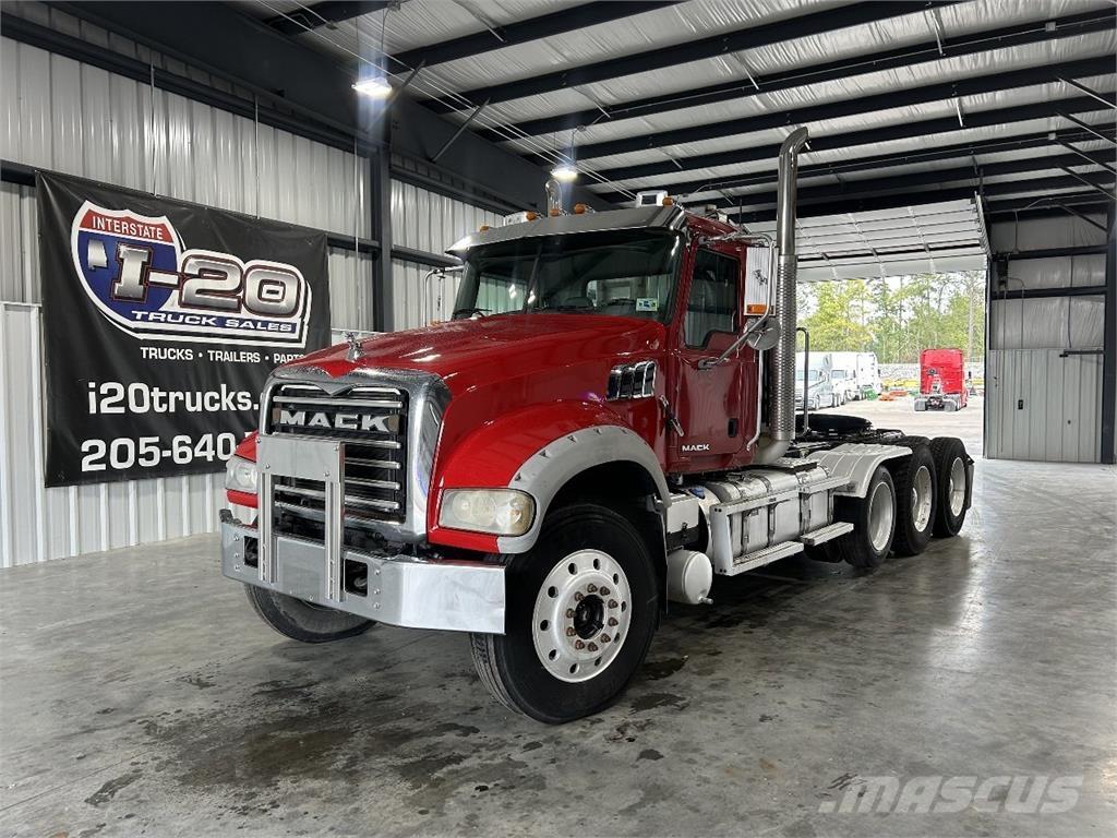 Mack GU713 Седельные тягачи