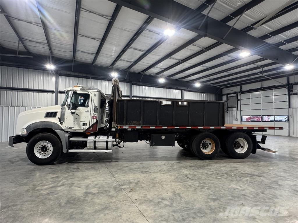 Mack GU813 Платформы