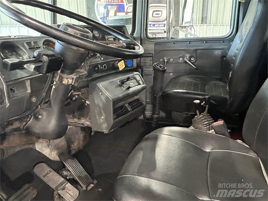 Mack RD688S Грузовики-Контейнеровозы