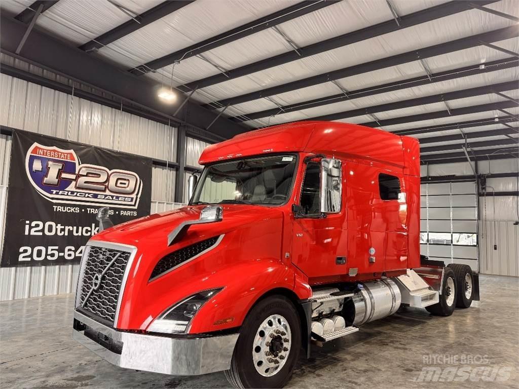Volvo VNL64T740 Седельные тягачи