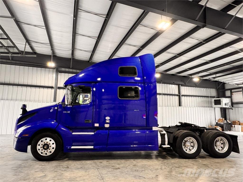 Volvo VNL860 Седельные тягачи