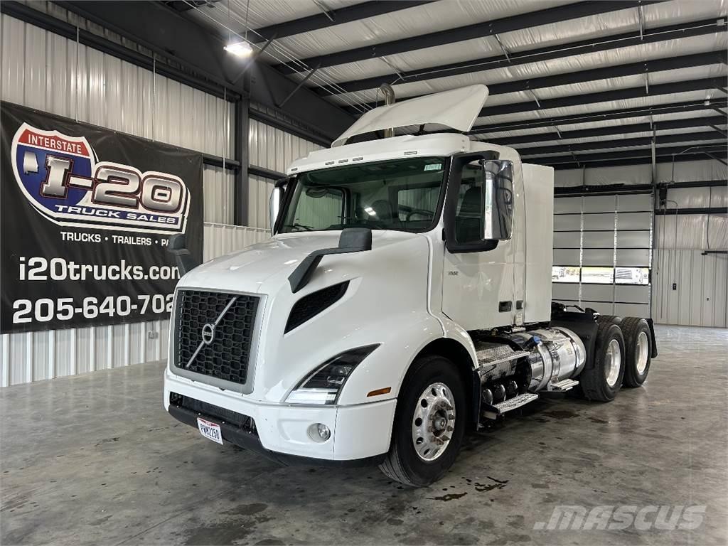 Volvo VNR64T300 Седельные тягачи