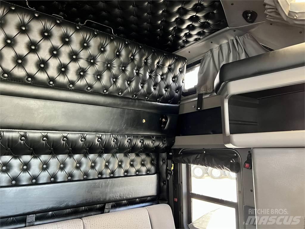 Kenworth T800 Седельные тягачи