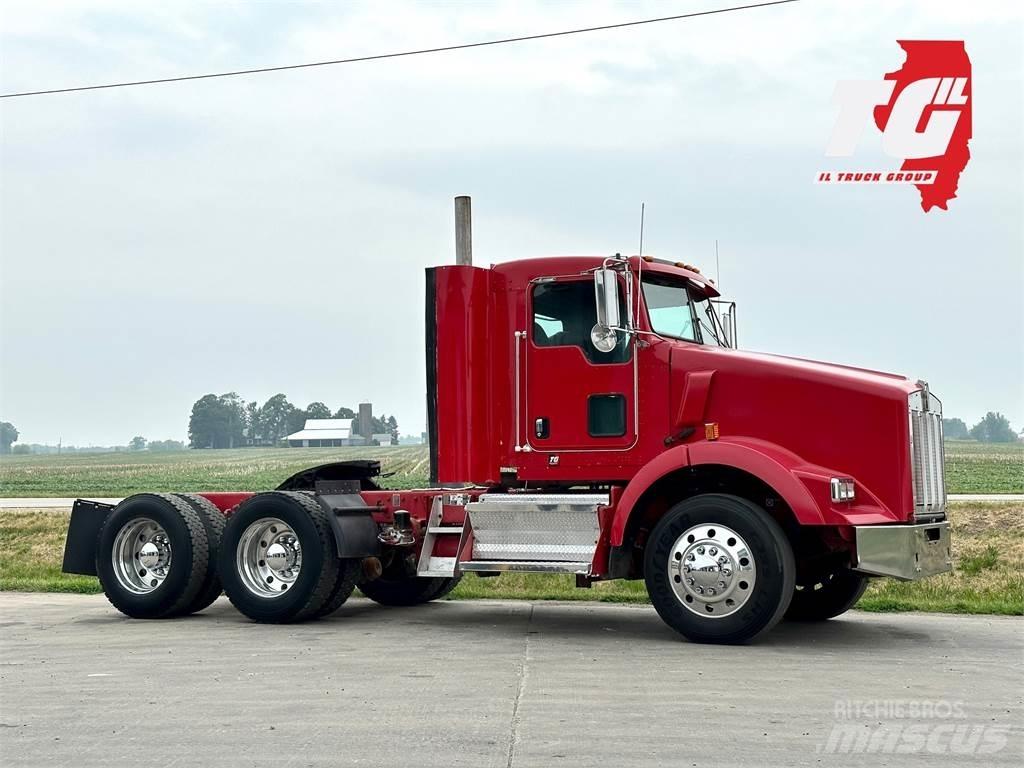 Kenworth T800 Седельные тягачи