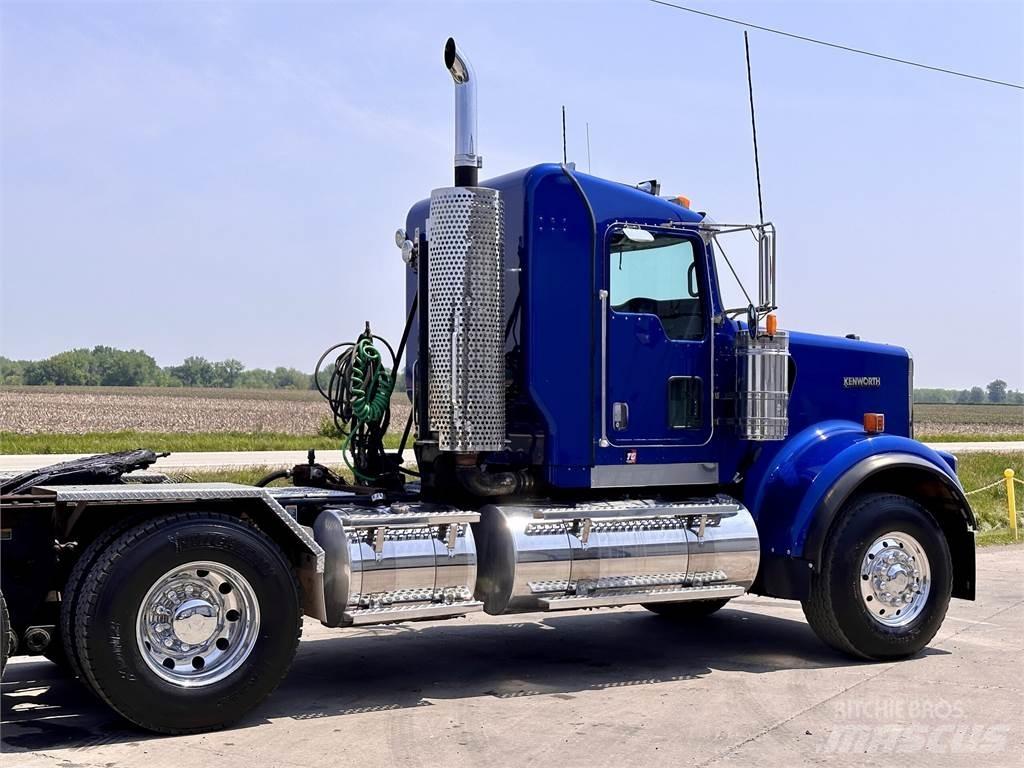 Kenworth W900 Седельные тягачи