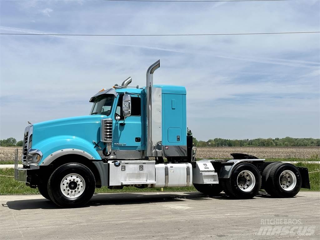 Mack Titan TD713 Седельные тягачи