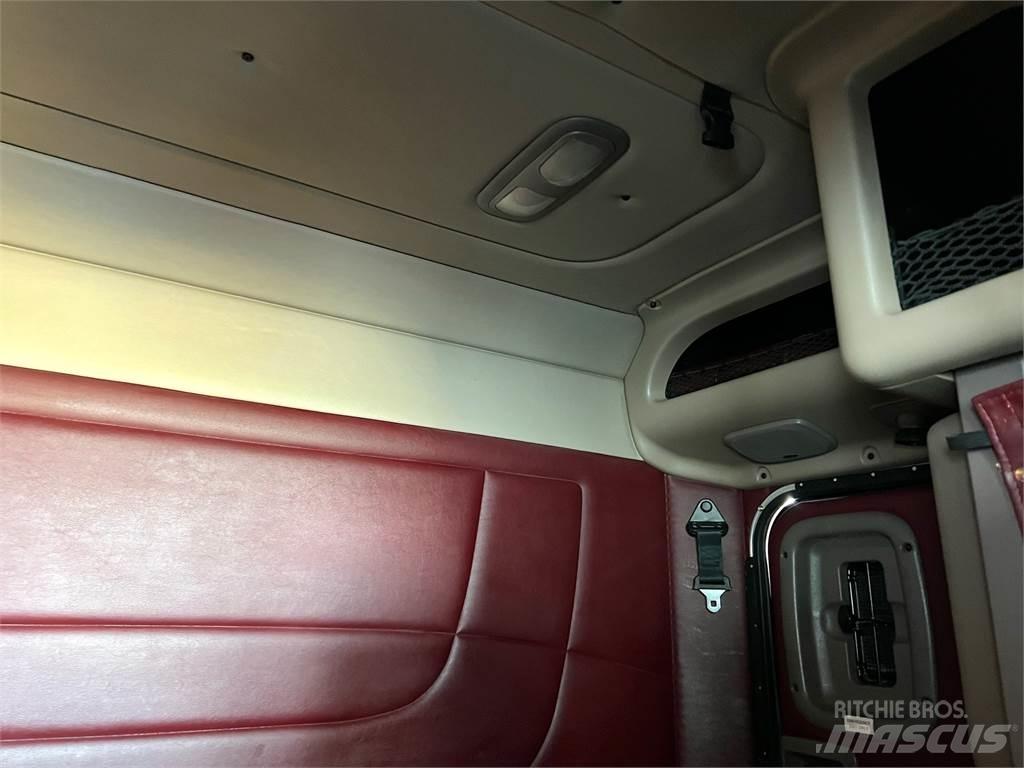 Peterbilt 388 Седельные тягачи