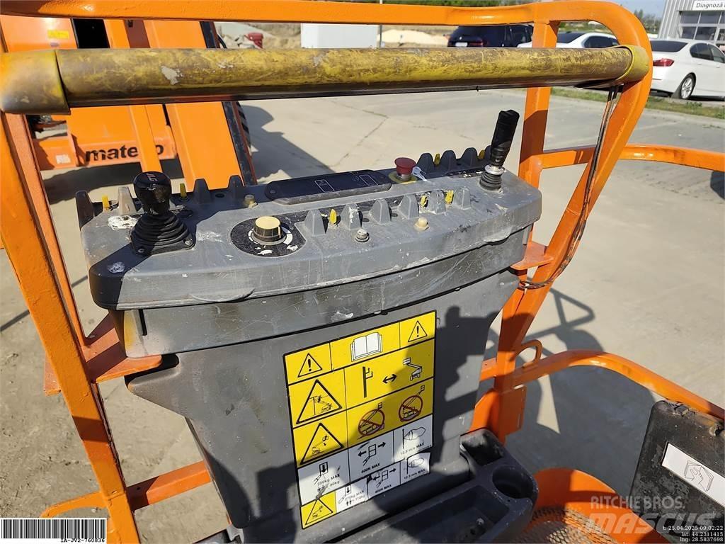 JLG 460SJ Коленчатые подъемники
