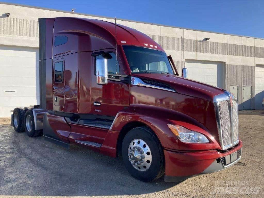 Kenworth T680 Седельные тягачи