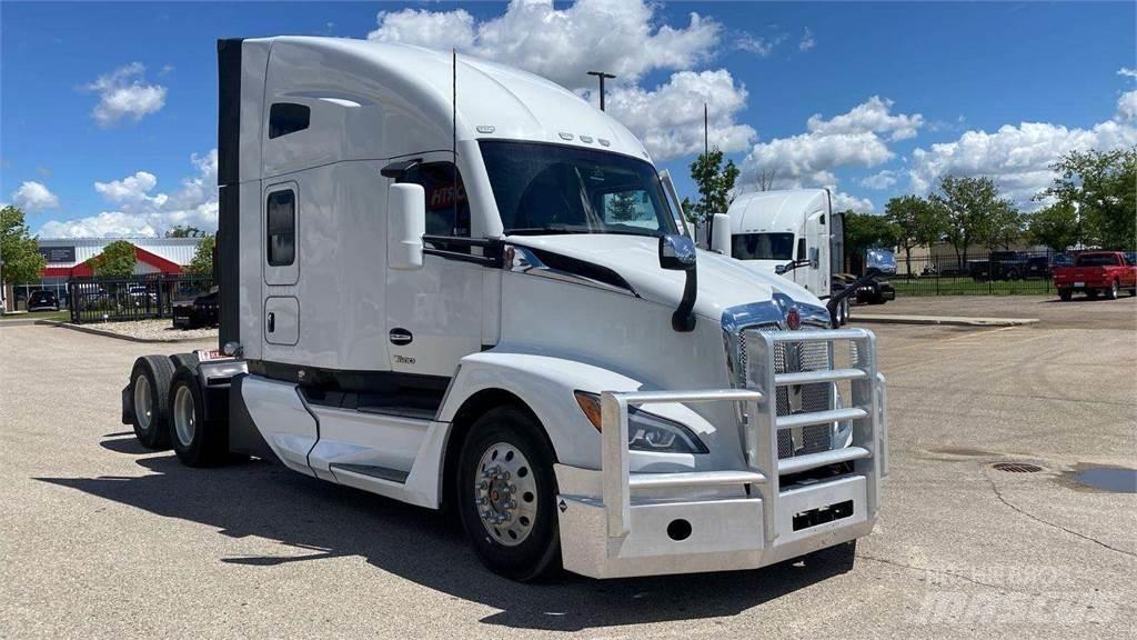 Kenworth T680 Седельные тягачи