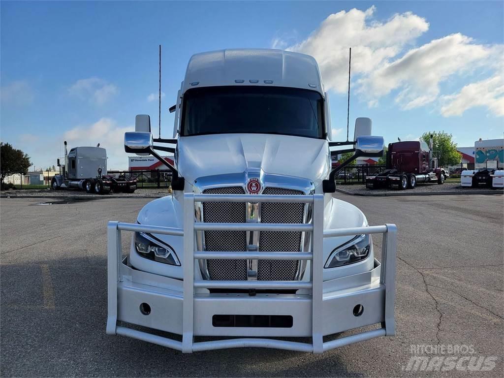 Kenworth T680 Седельные тягачи