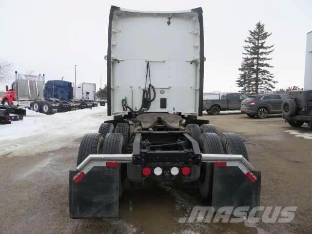 Kenworth T680 Седельные тягачи