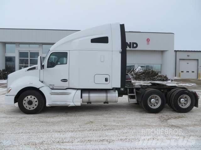 Kenworth T680 Седельные тягачи