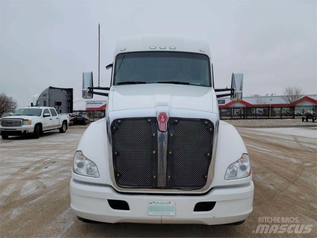 Kenworth T680 Седельные тягачи