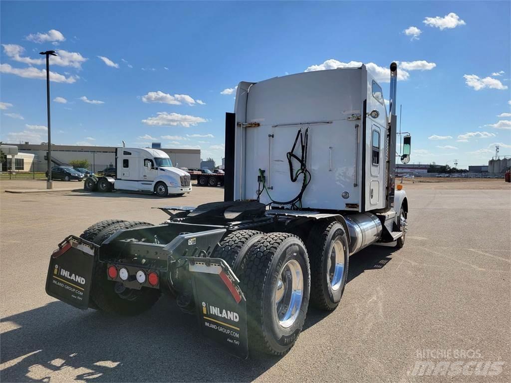 Kenworth T800 Седельные тягачи