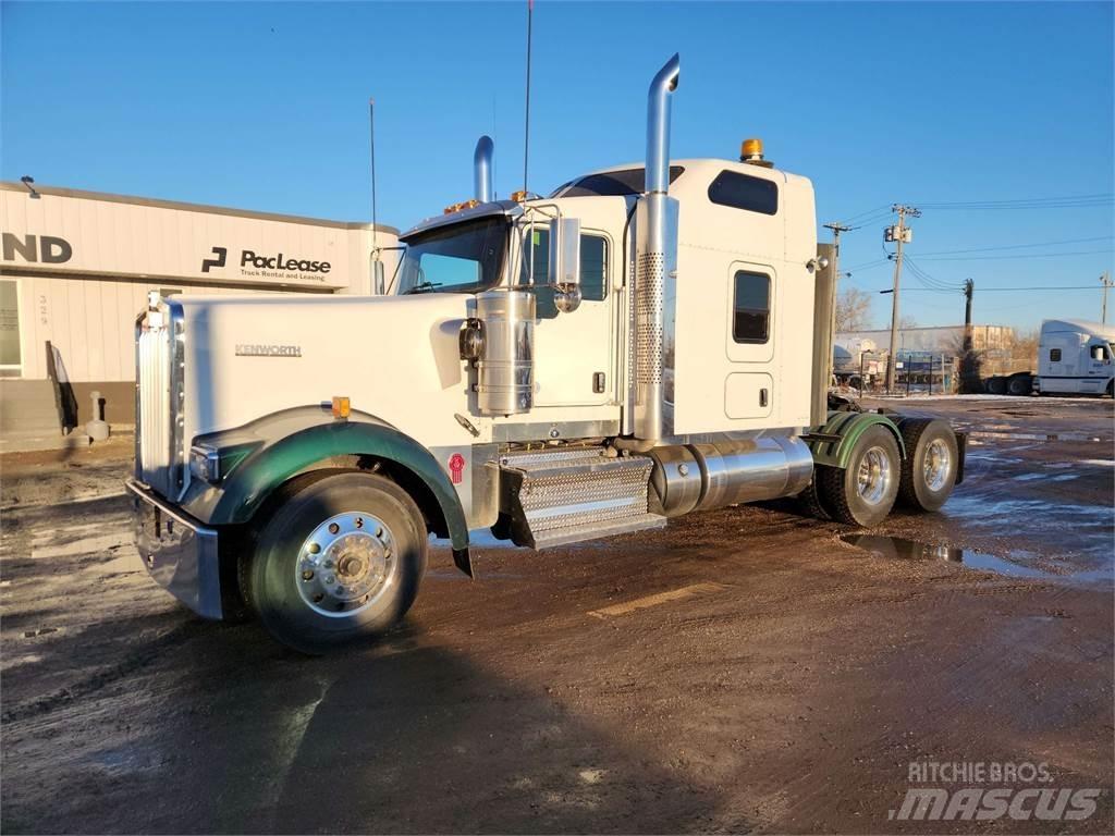 Kenworth W900L Седельные тягачи