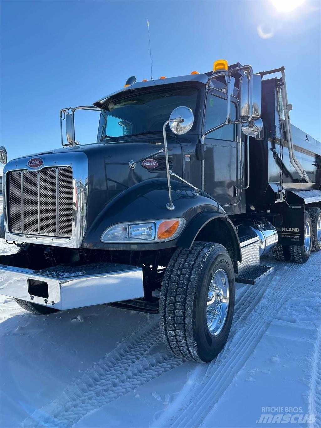 Peterbilt 348 Грузовики-Самосвалы