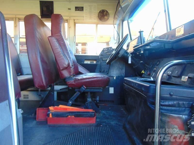 GMC BLUEBIRD Другие автобусы