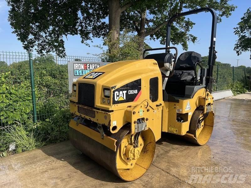 CAT CB24B Roller Катки тротуарные