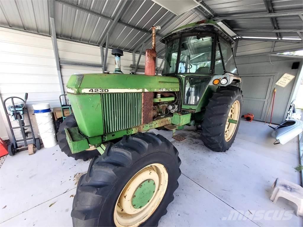 John Deere 4230 Трактора