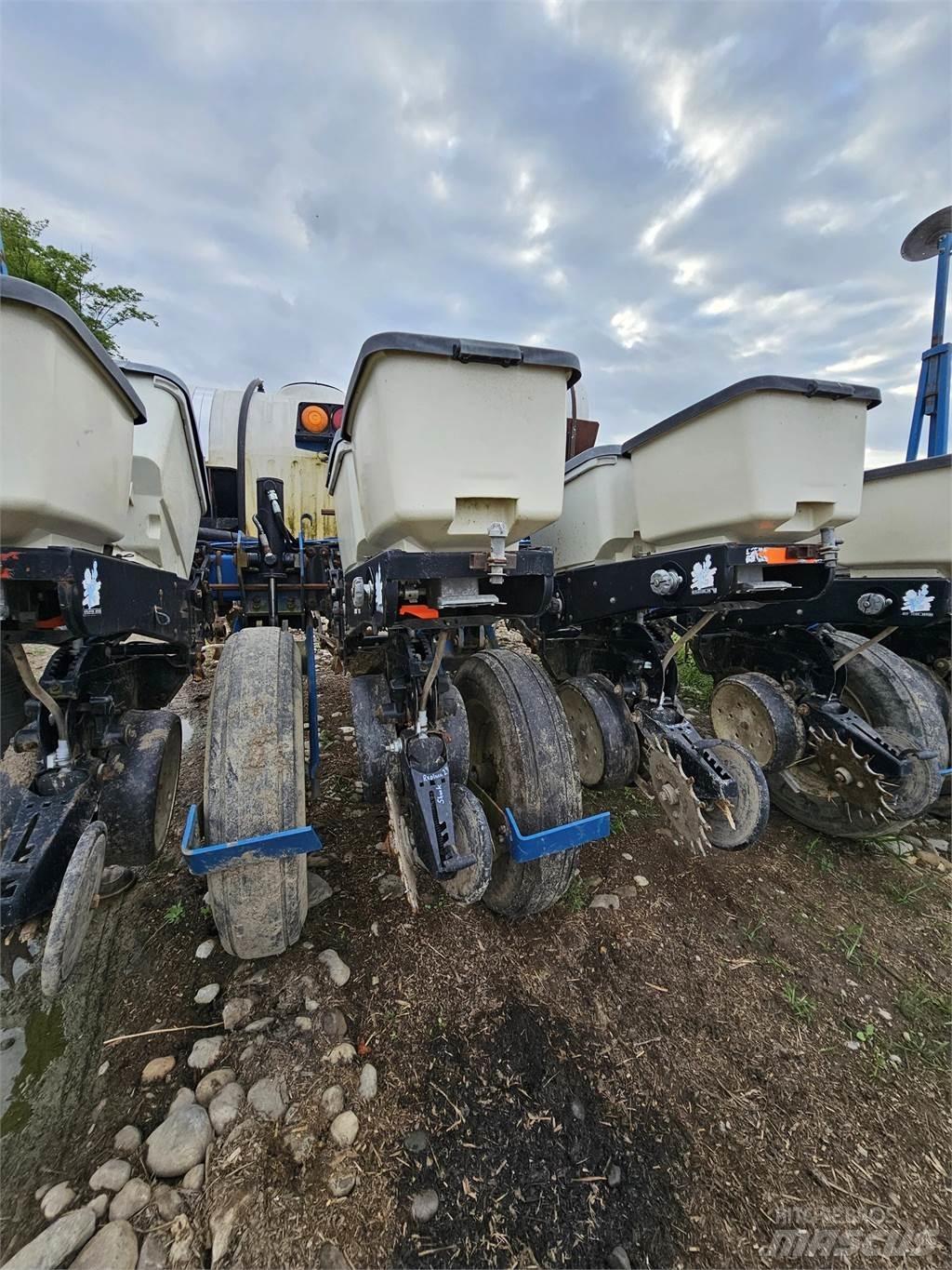 Kinze 3000 Компоненты строительной техники
