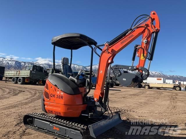 AGT QK30R Гусеничные экскаваторы