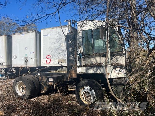 Autocar  Терминальные тягачи