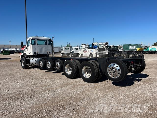 Autocar DC64 Кабины