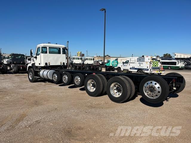 Autocar DC64 Кабины