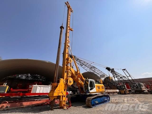 Bauer BG-24H Гусеничные буровые установки