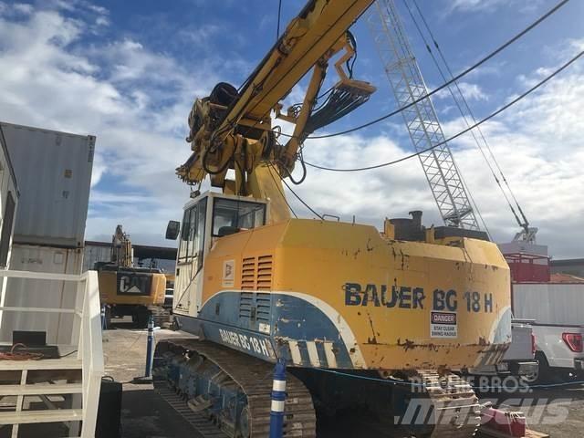 Bauer BG18H Гусеничные буровые установки