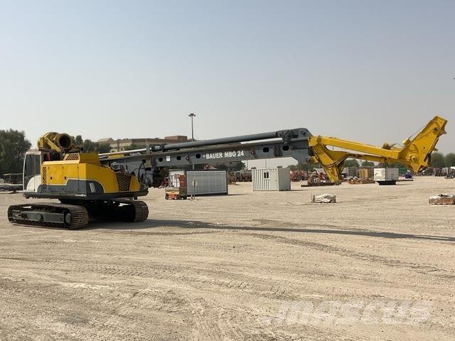 Bauer MBG24 Гусеничные буровые установки
