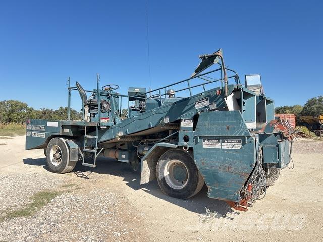  Bearcat Пескоразбрасыватели