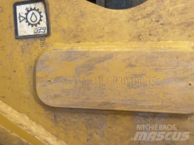 Bell B30E Шарнирно-сочленённые самосвалы