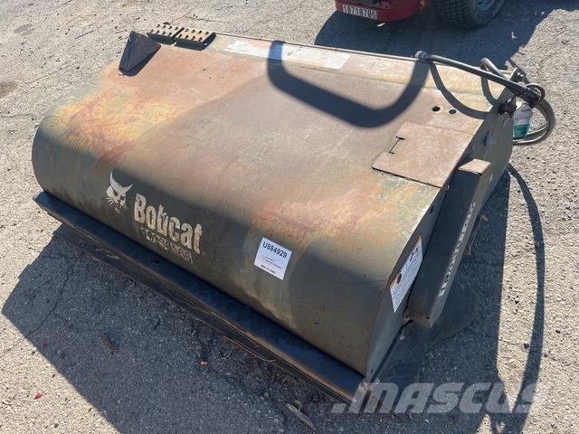Bobcat 72 Вакуумные уборочные машины