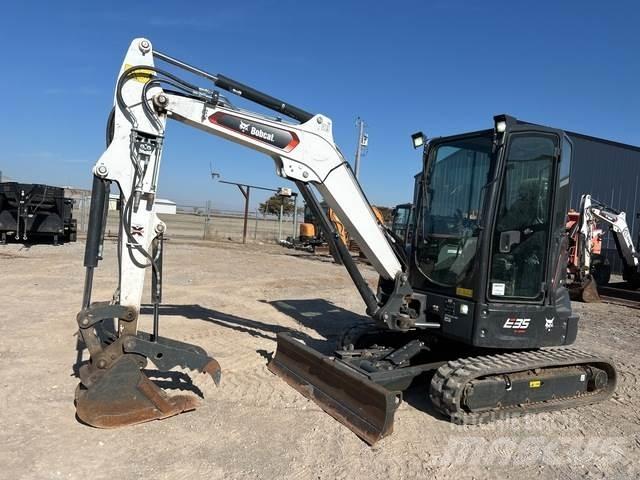 Bobcat E35 Гусеничные экскаваторы
