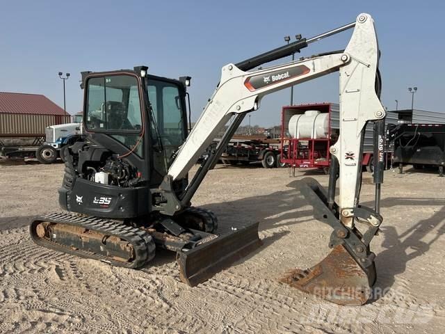 Bobcat E35 Гусеничные экскаваторы