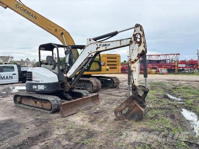 Bobcat E50 Гусеничные экскаваторы