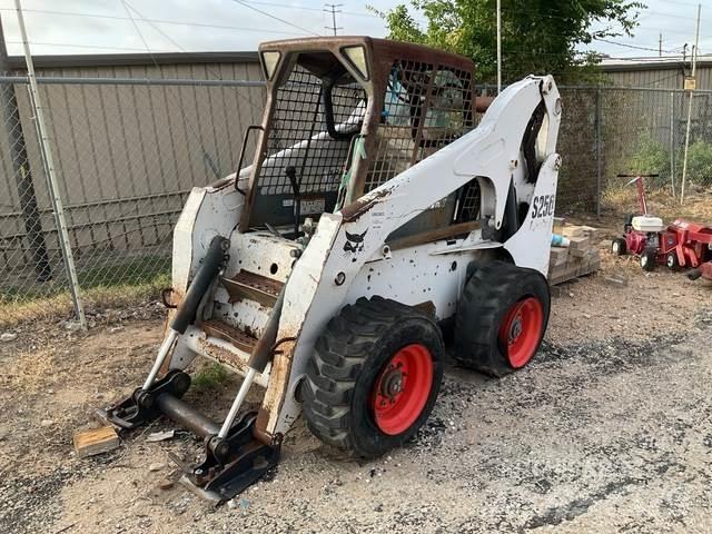 Bobcat S250 Мини-погрузчики