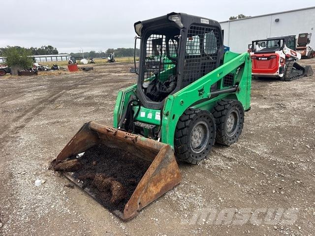 Bobcat S450 Мини-погрузчики