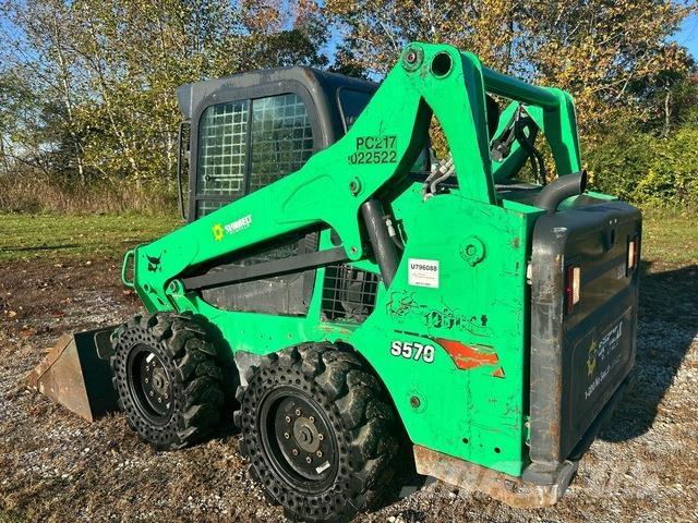 Bobcat S570 Мини-погрузчики