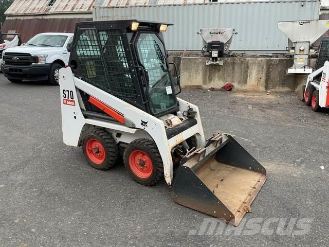 Bobcat S70 Мини-погрузчики