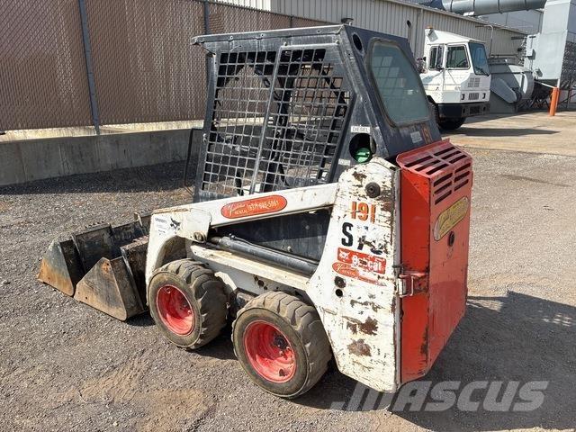Bobcat S70 Мини-погрузчики